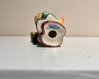 C141 - $10. Hummel "Goodnight Angel". Measures 3" tall.