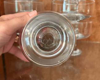 C97 - $15. Set of 8 Stackable Glass Dessert Bowls Fruit/Dessert Footed Dishes.