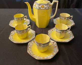 C113 - $25. Crownford Tea Set. Made in England. Teapot is 7" tall.