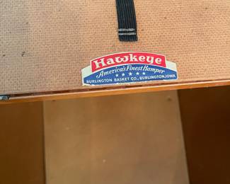C39 - $25. Hawkeye Picnic Basket in Excellent Condition. Measures 20.5" x 12" x 11" tall.