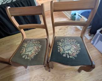 C146 - $275. Jordan Furniture Drop Leaf Table. Solid Walnut Table & Chairs. When leaves are down it measures 25.5" x 48" x 30" tall. Each leaf adds 25.25" when up. VERY HEAVY - sturdy table. Overall very good vintage condition. Has some scratches - photographed.