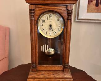 C66 - $65. Sligh Model 0563-1-AB. Measures 16.5" tall x 9" wide x 6" deep.