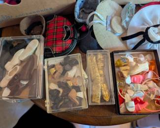 C150- $125. Vintage Barbie 1962 "Solo in the Spot Light" Black Case/ wardrobe and loaded with clothing, shoes, hats and more. This is in excellent condition! Price is for all.