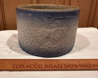 B112 - $40. Blue & White Stoneware salt glaze butter crock. No handle - no lid - but otherwise good condition.