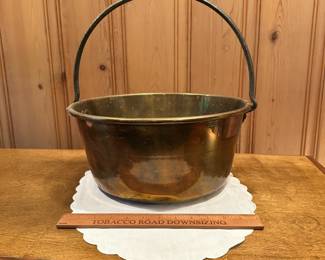 B29 - $85. Large Antique Brass Cooking Pot / Jelly Pot. Bottom shows signs of use on a fire.