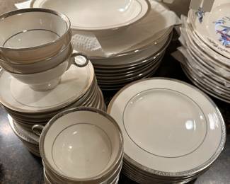 B120 - $130. Theodore Haviland. New York - Made in America China Set. White & Silver.
