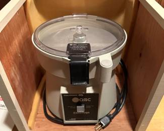 B115 - $400. QBC II Plus and Clay Adams QBC Centrifuge.