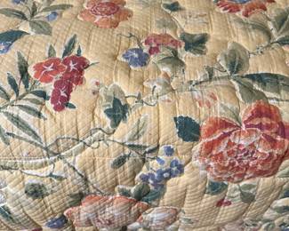 B11 - $40 EACH Set. Comforter & Coordinating Bed Skirt for Twin Bed.