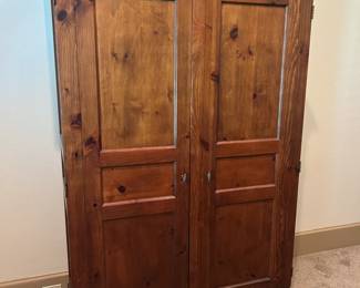 Armoire