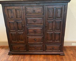 Dresser