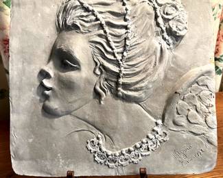 Decorative plaque