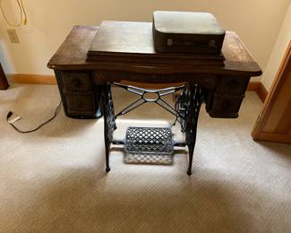 Vintage Sewing Machine