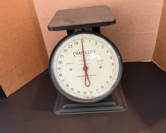 Chatillon 25lb Capacity Vintage Scale
