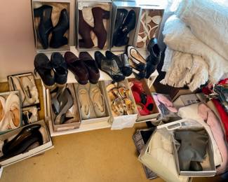 Women’s Shoes, Boots & Slippers