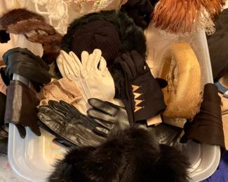 Vintage Hats, Gloves & Fur Collar