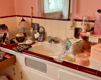 Bathroom items. Shavers. & Miscellaneous…