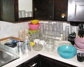 more kitchen items