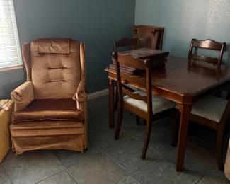 Dining room set and chair