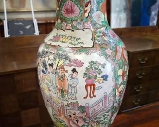 Famille Rose Lamp