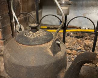 Cast iron kettle