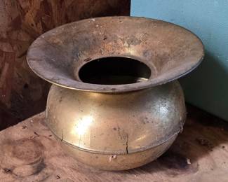Spittoon