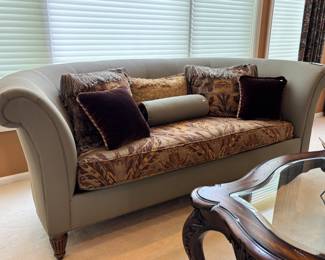 Paul Robert Chesterfield Sofa & 6 Pillows