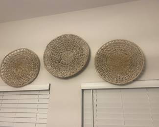 3 basket wall art