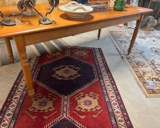 Farm table