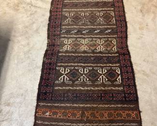 antique runner 25" x 75"