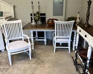 Like new table and 8 chairs