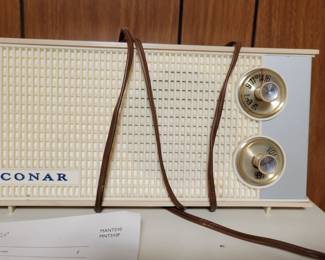 MCM Conar radio