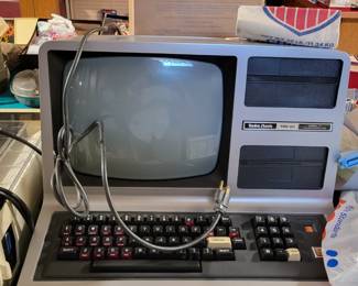 Vintage Radio Shack Computer TRS- 80