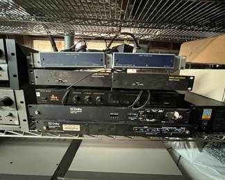 DBX, Dolby, Sigma Electronics
Sonic Solutions
