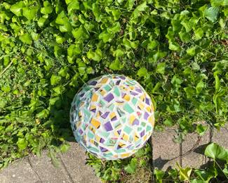 Mosaic Garden Ball