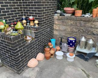 Garden Decor!!