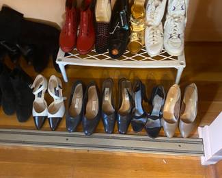 SHOES