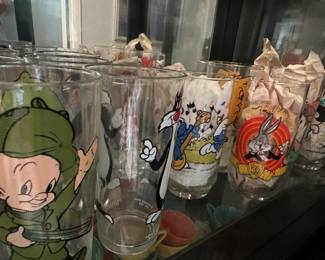 Vintage Looney Toons Glass Set