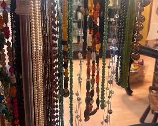 60Sep 25 2025 01 34amJWYx