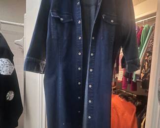 4Sep 23 2025 05 42pmuVxv