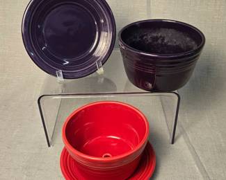FIESTA 4PC Flower Pots Saucers, Scarlet and Plum.