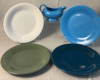 FIESTA 5PC Dinner Plates And Gravy Bowl, White, Sage, Juniper, Peacock.