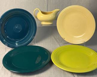 FIESTA 5PC Dinner Plates And Gravy Bowl, Evergreen, Lemongrass, Pale Yellow, Juniper.