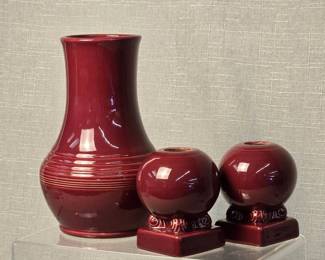 FIESTA 3PC Set Royale Vase Round Bulb Candlestick Set, Cinnabar. The Homer Laughlin China Co.