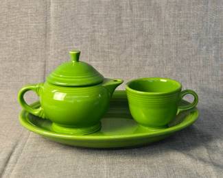 FIESTA 3PC Set Medium Oval Serving Platter Teacup Covered Teapot, Shamrock.