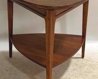 1357 - Mersman Guitar Pick Mid Century Table 21 x 24 x 23