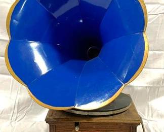 9843 - Standard Model A Phonograph - 16" x 24" x 18"