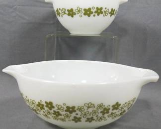 175 - 2 Pyrex Crazy Daisy Mixing Bowls (largest: 4x11x9)