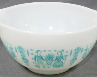 230 - Pyrex Butterprint Mixing Bowl 3x7.5x6