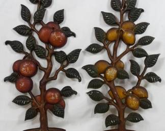 984 - 2 Metal Wall Art 20"