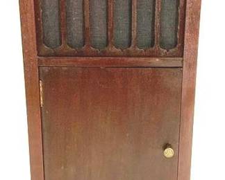 9728 - Edison Amberola 75 Cylinder Player - 42" x 20" x 1 You are buying a used as-is electric/electronic item. We do not guarantee all components are present, and if it is not expressly stated, it is untested.
